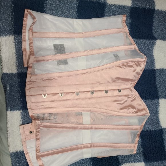 Pink and white corset - Picture 4 of 4